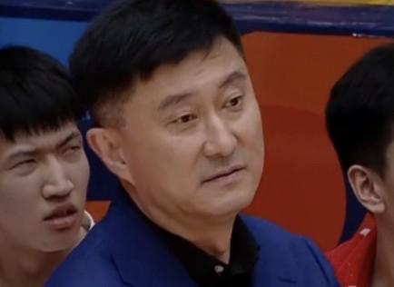乐鱼体育app下载-杜锋：两外援同时受伤很影响轮转，希望能有更多球员能站出来